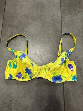 Vintage Bikini Village Underwire Bikini Top – Yellow Floral – Size 8